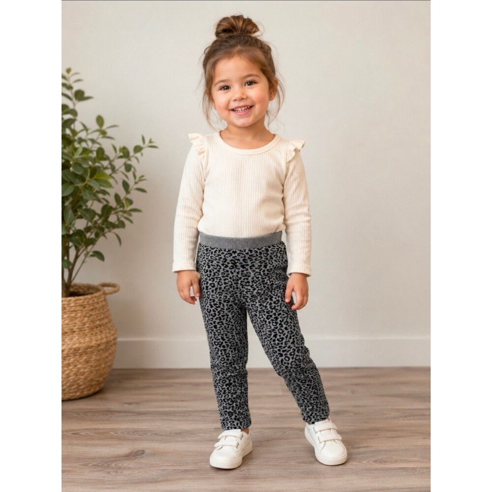 Zara girls sweatpant leggings gray leopard print size  3 years